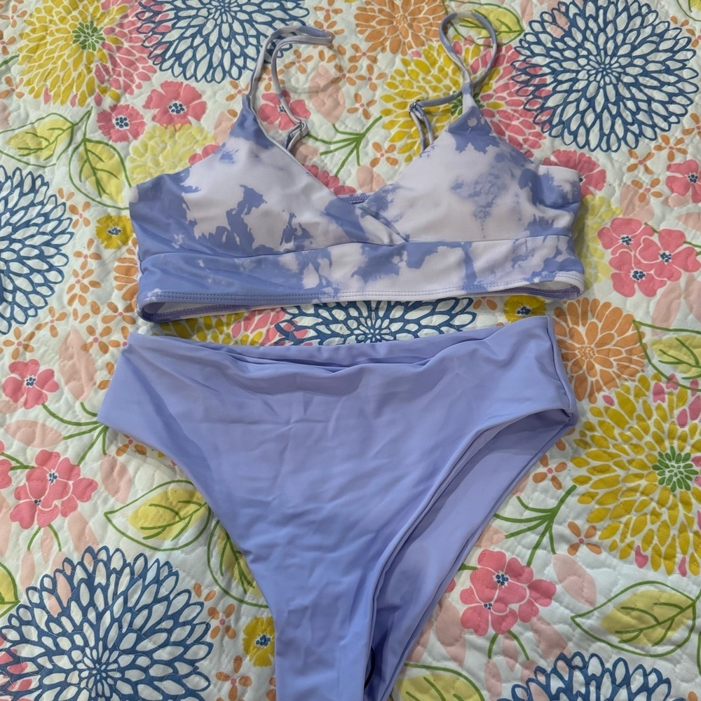 NWOT medium purple bikini